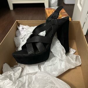 Elegant Black Platform Heels